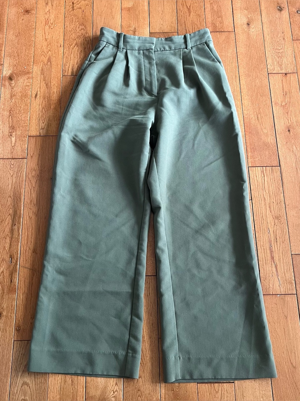 Abercrombie & Fitch Wide-Leg Green Pants - Size 29 Short